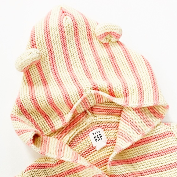 SOLD Gap Coral Frost Heart Sweater with Ears - Picture 4 of 7